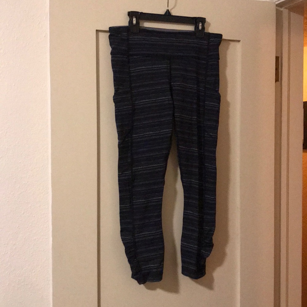 Lululemon Speed Tights with pockets/mesh panels